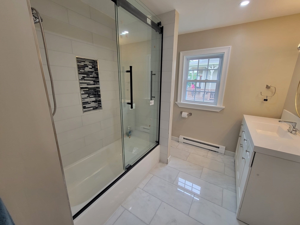 37 Ekman Street Worcester, MA 01607 - Photo 22 of 28