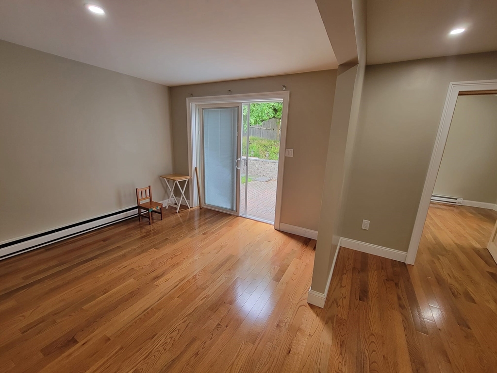 37 Ekman Street Worcester, MA 01607 - Photo 9 of 28
