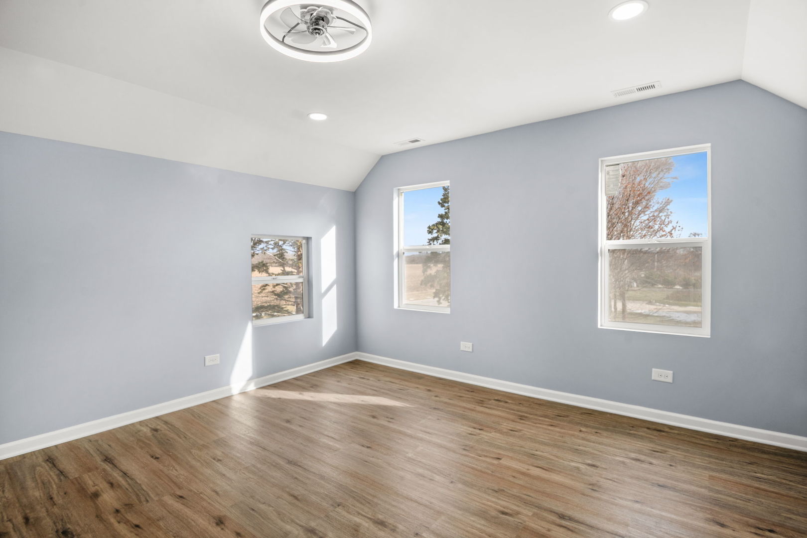 2402 North 41st Road Sheridan, IL 60551 - Photo 16 of 28