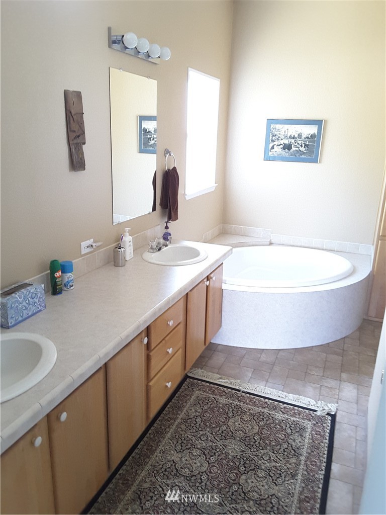 420 A Cameron Lake Loop Road Okanogan, WA 98840 - Photo 13 of 19 Gallery Image 13