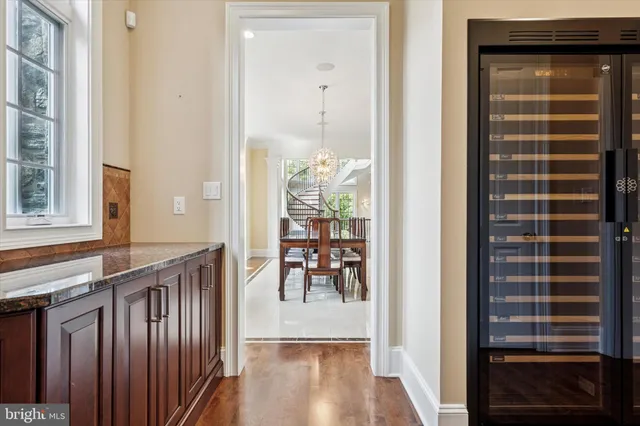 a view of walk in closet