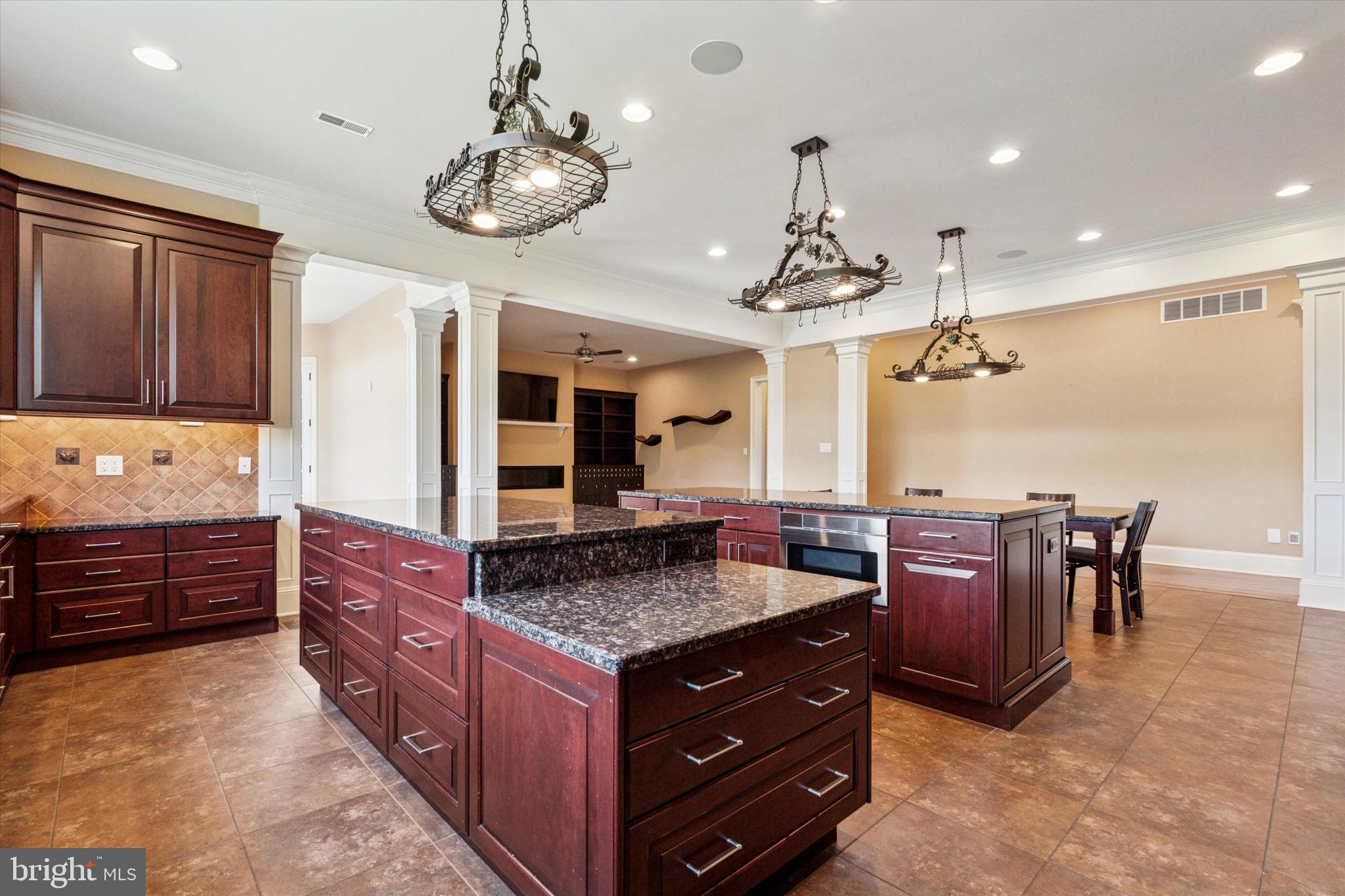 3 Tines Field Path Newtown, PA 18940 - Photo 19 of 56