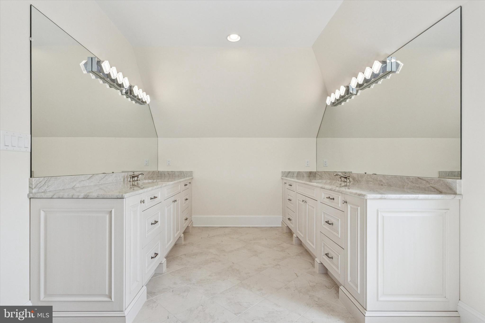 3 Tines Field Path Newtown, PA 18940 - Photo 42 of 56