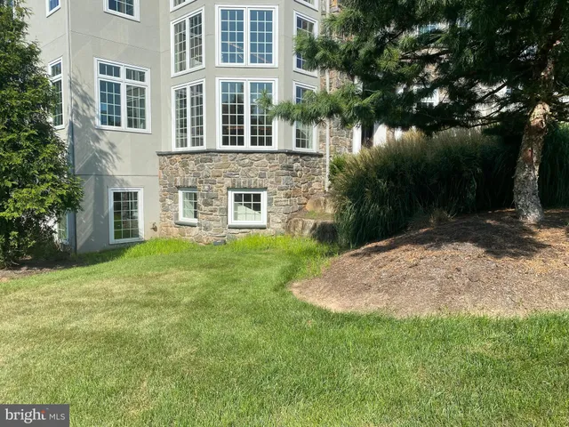 $4,400,000 | 3 Tines Field Path, Newtown, PA 18940