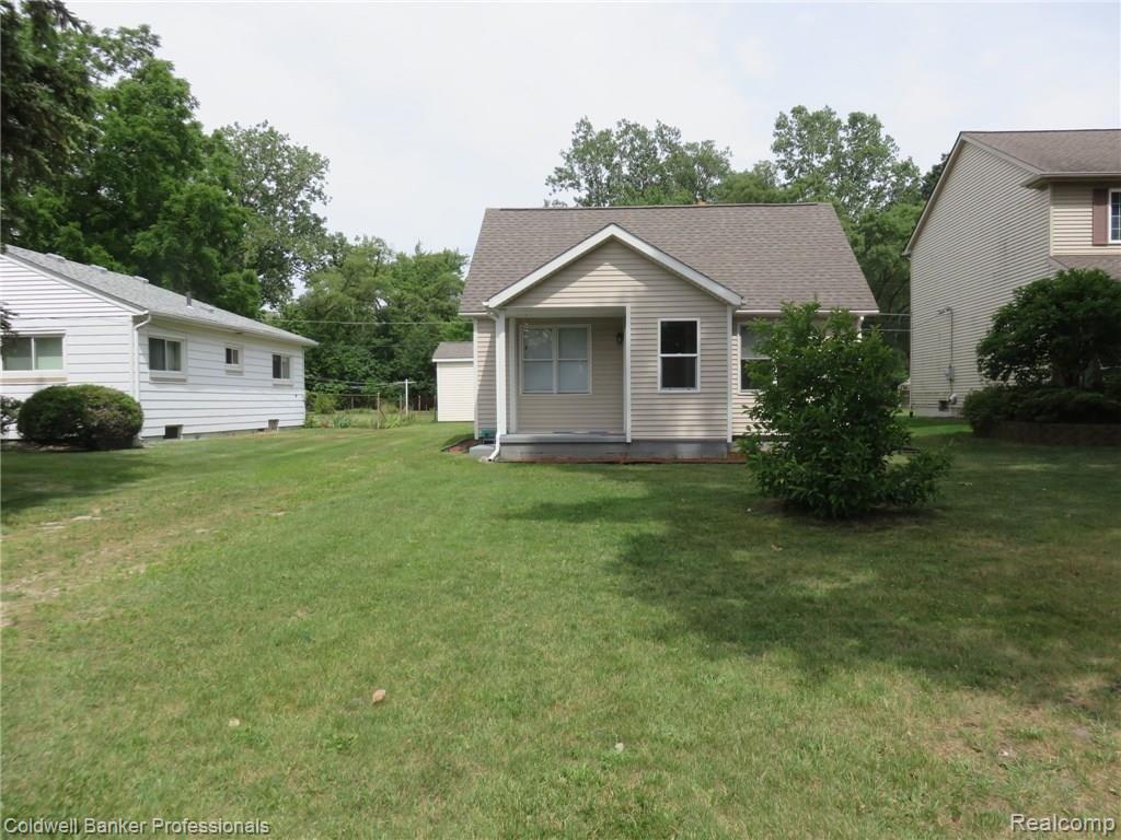 14666 Merriman Road Livonia, MI 48154 - Photo 1 of 20 IMG_2428.JPG