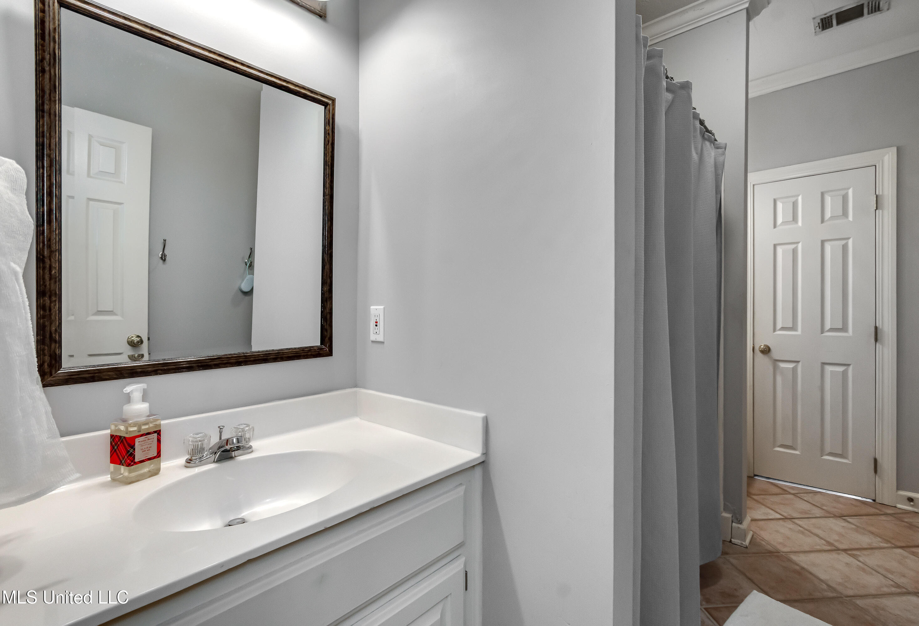 106 Begonia Lane Madison, MS 39110 - Photo 37 of 47 106 Begonia -59