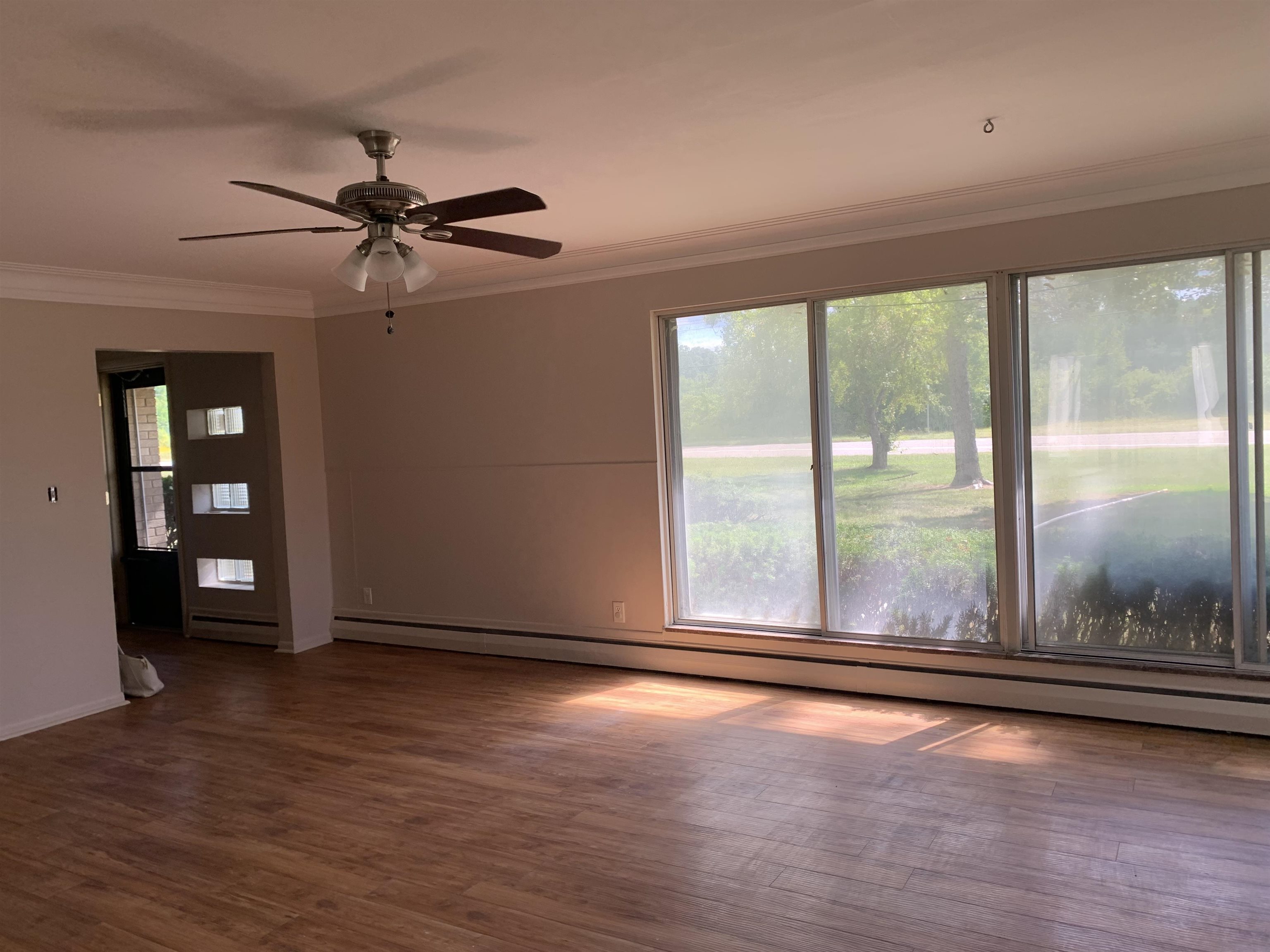 5514 West Vienna Road Clio, MI 48420 - Photo 3 of 24 50089579-2.JPG