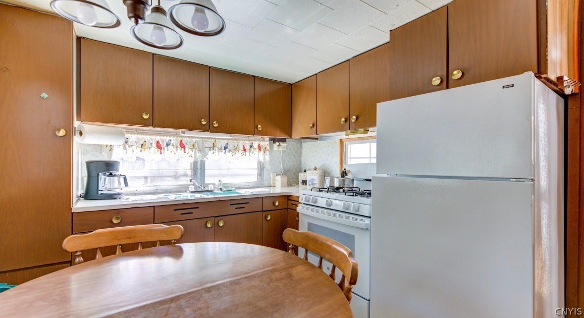 241 Old Piseco Road Arietta, NY 12139 - Photo 5 of 13