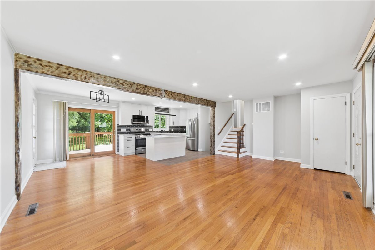 61 Miller Road Lake Zurich, IL 60047 - Photo 2 of 12