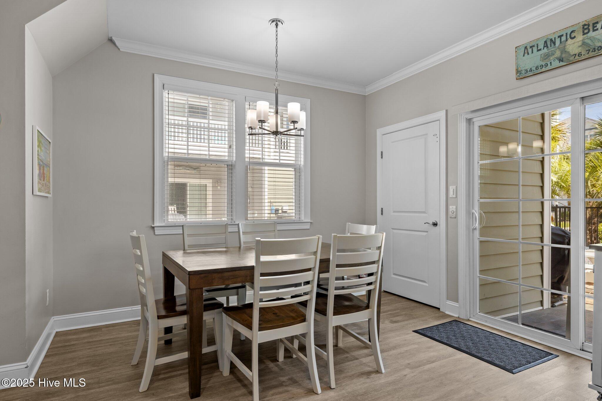 2800 West Fort Macon Road, Unit 46 Atlantic Beach, NC 28512 - Photo 11 of 40 Dining