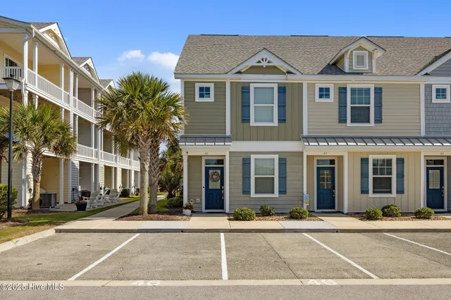 $737,500 | 2800 West Fort Macon Road, Unit 46, Atlantic Beach, NC 28512