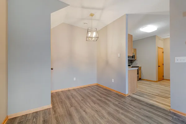 $189,900 | 1867 Bridgewater Boulevard South, Cambridge, MN 55008