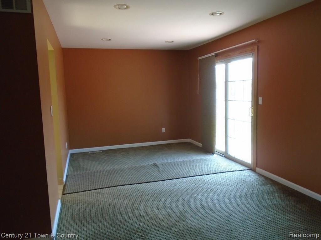 4428 Boulder Drive Sterling Heights, MI 48310 - Photo 27 of 27 21.jpg