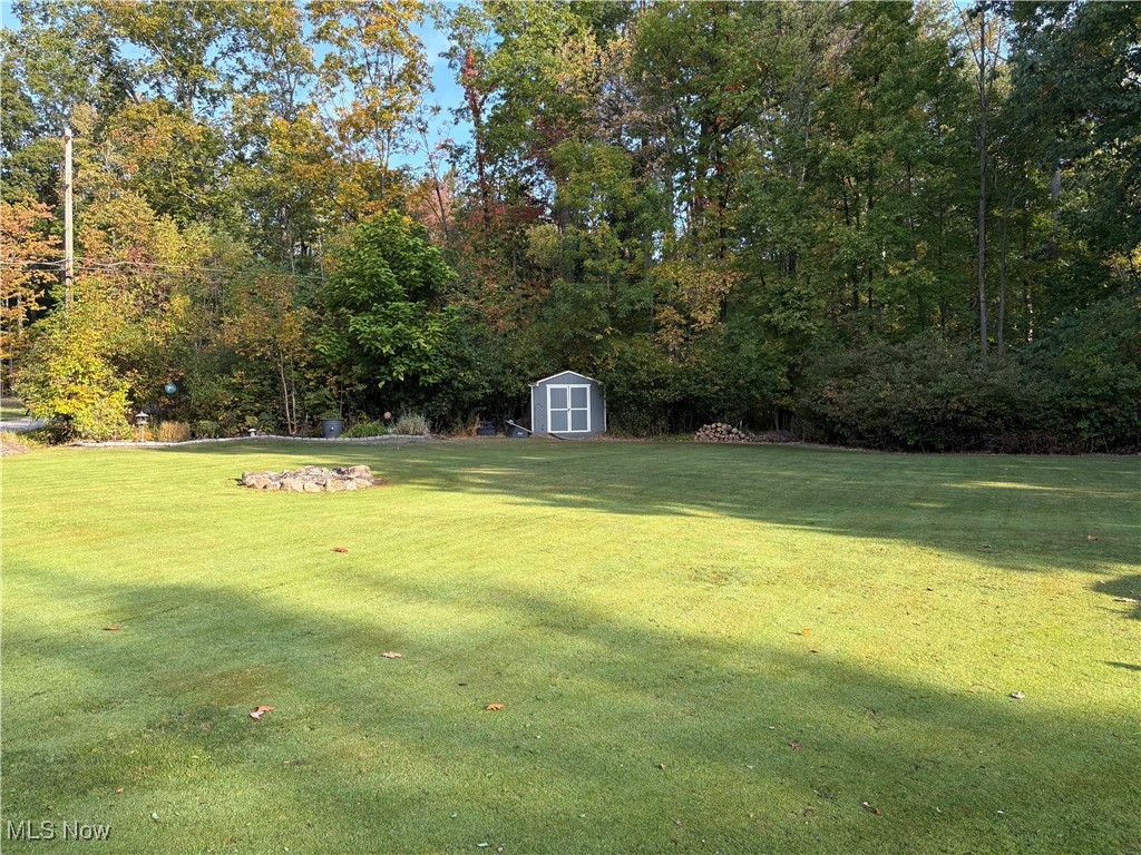 11524 Lakeview Road Chardon, OH 44024 - Photo 15 of 50 Gallery Image 15