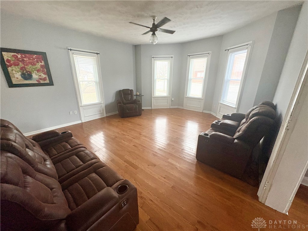 140 North Center Street Versailles, OH 45380 - Photo 9 of 46 living room