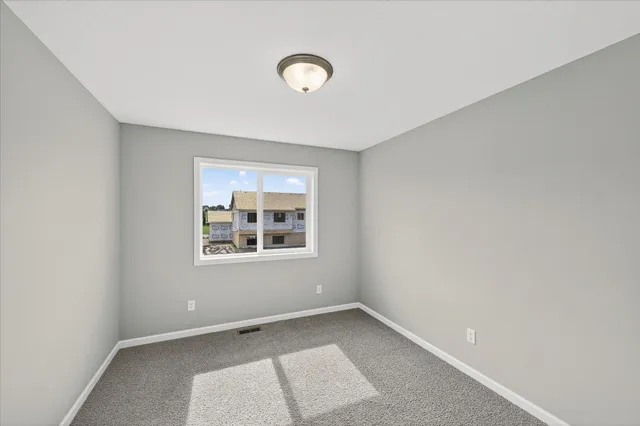 $347,900 | 1012 Brandenburg Lane, Waverly, MN 55390