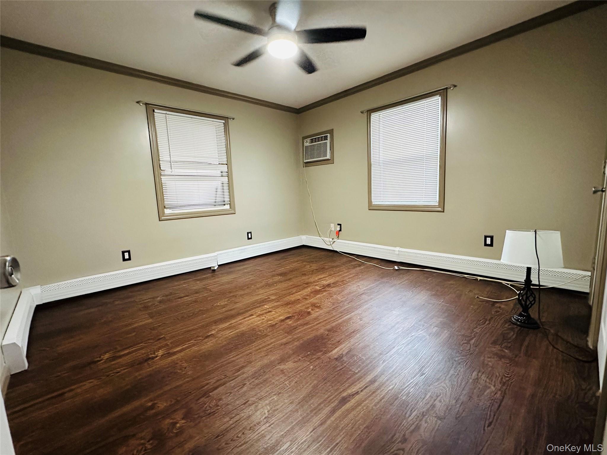 86 Shepherd Lane Levittown, NY 11756 - Photo 13 of 32