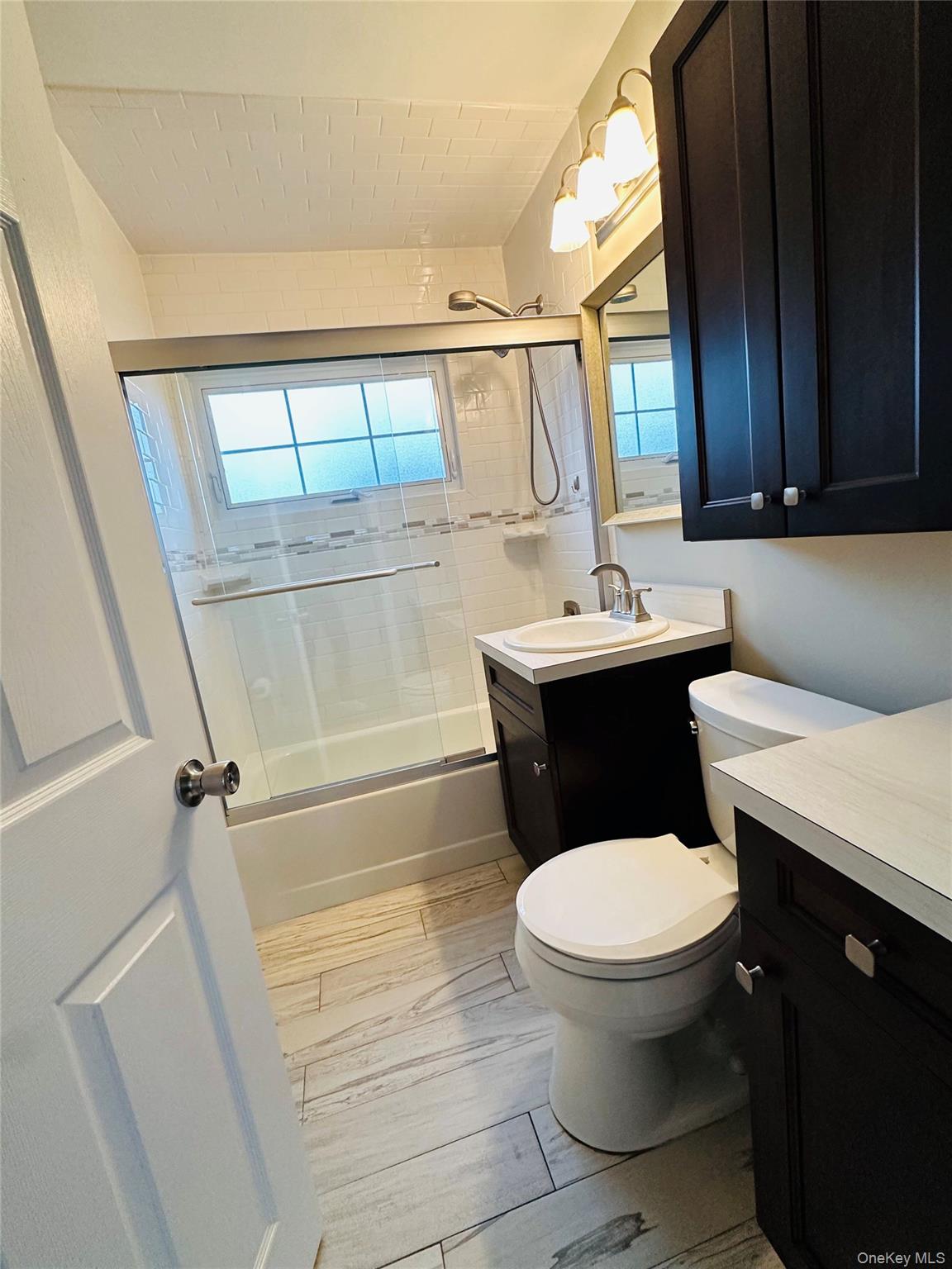 86 Shepherd Lane Levittown, NY 11756 - Photo 14 of 32