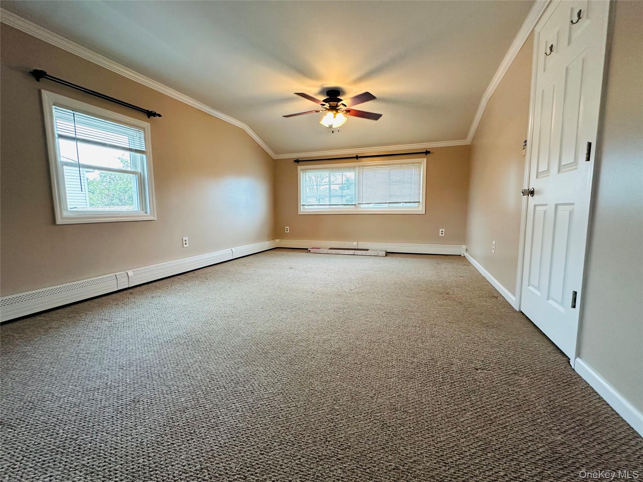 86 Shepherd Lane Levittown, NY 11756 - Photo 17 of 32