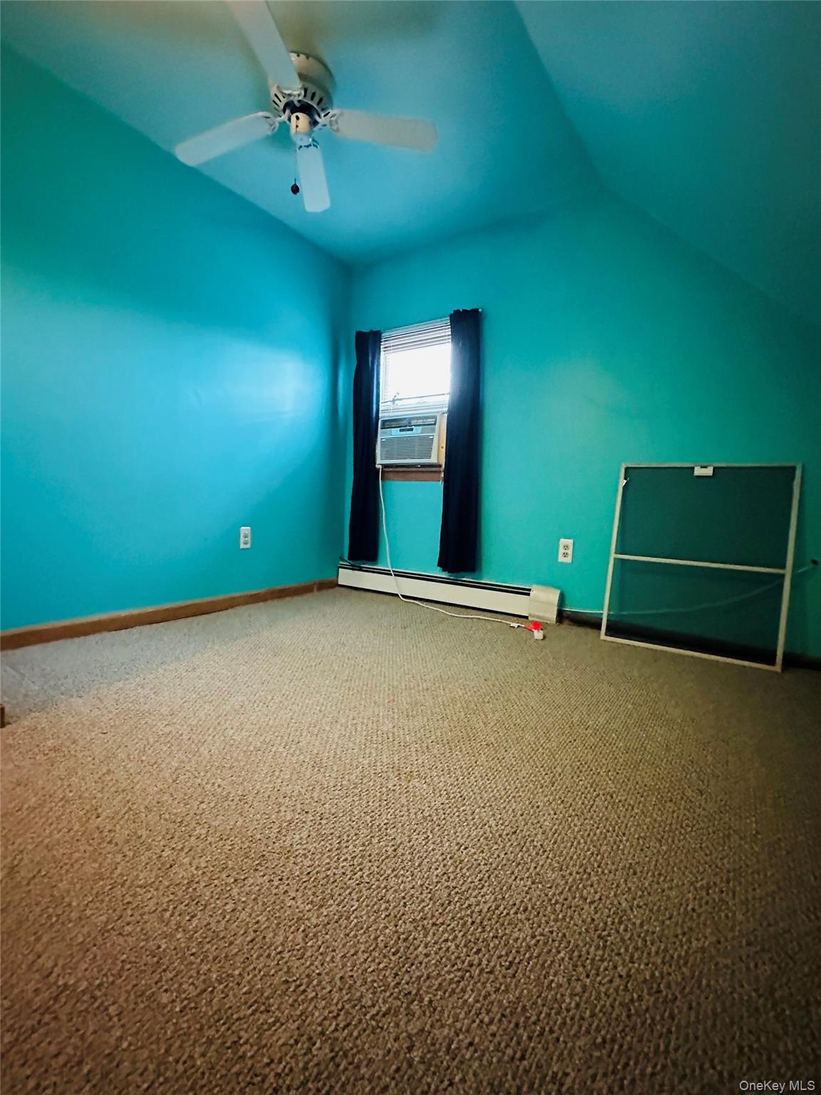 86 Shepherd Lane Levittown, NY 11756 - Photo 22 of 32