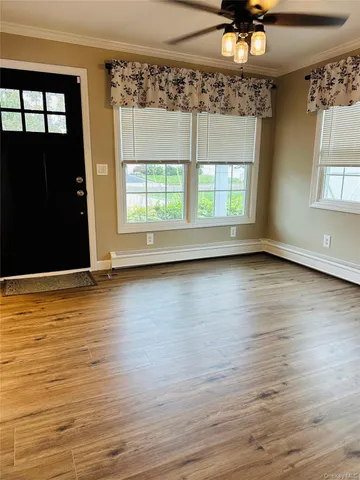 $5,200 | 86 Shepherd Lane, Levittown, NY 11756