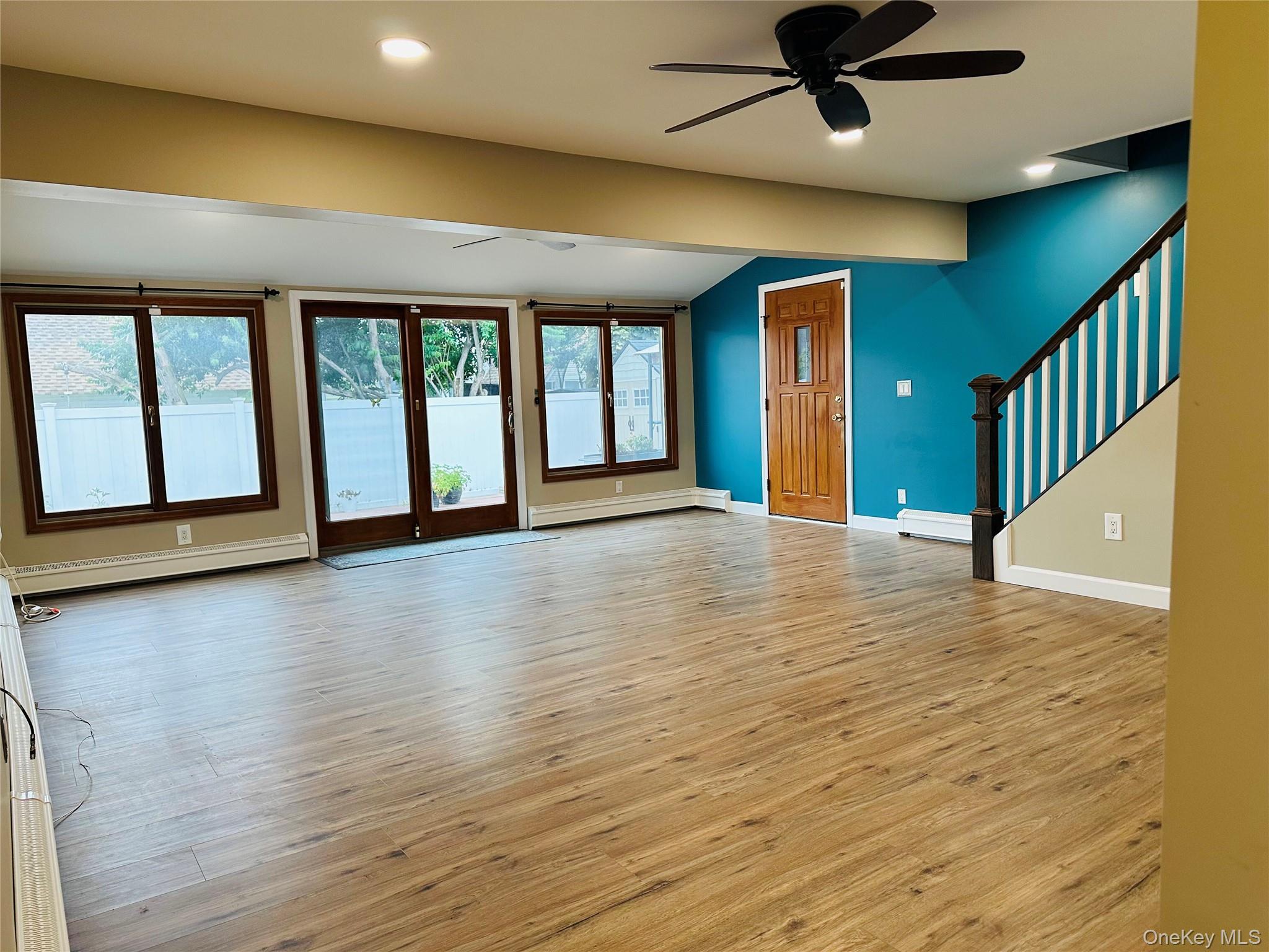 86 Shepherd Lane Levittown, NY 11756 - Photo 4 of 32