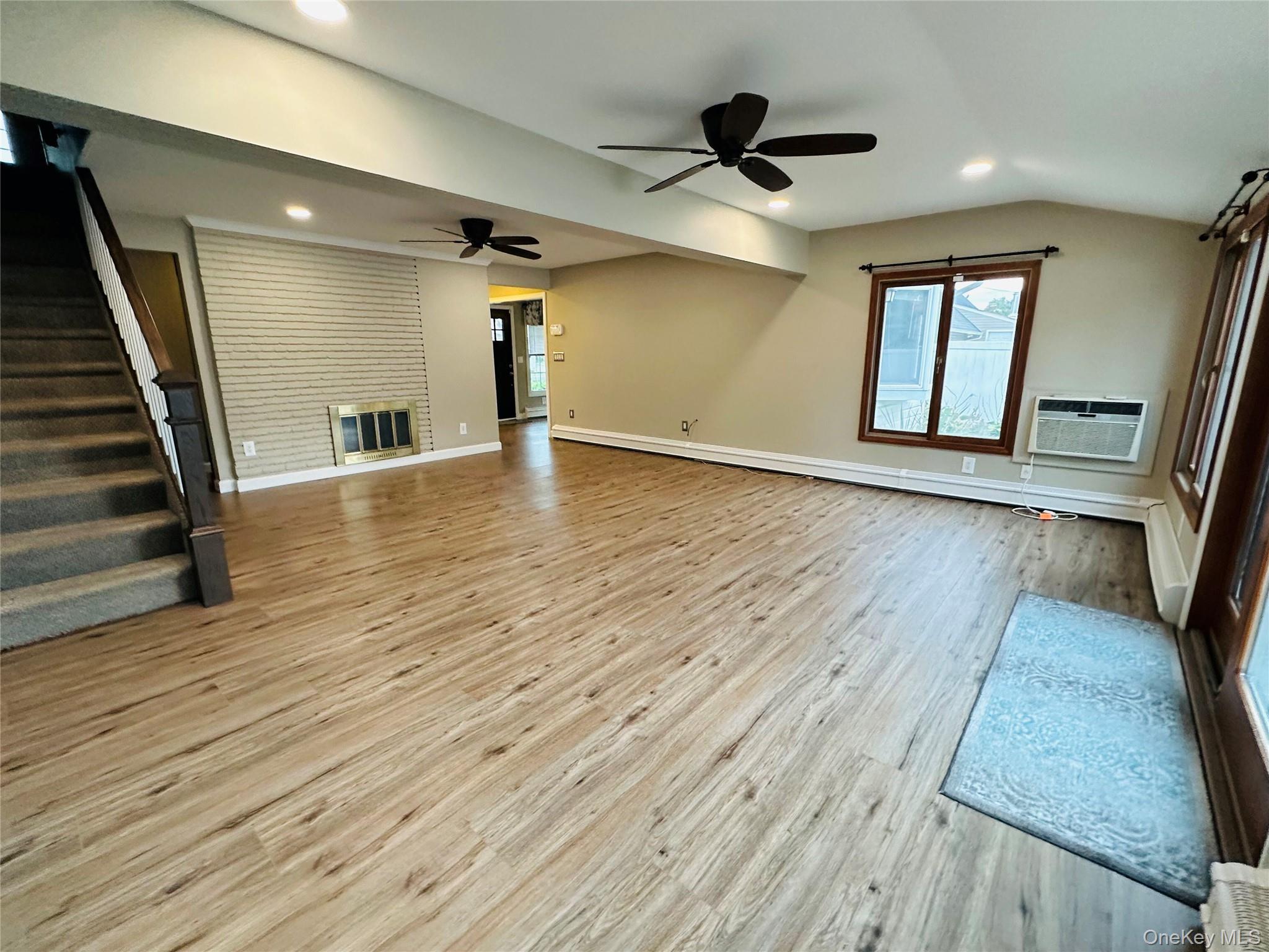 86 Shepherd Lane Levittown, NY 11756 - Photo 5 of 32