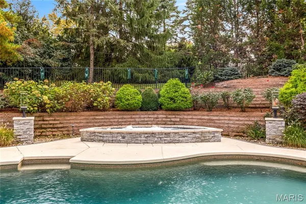 $3,389,000 | 29 Muirfield Lane, Town and Country, MO 63141