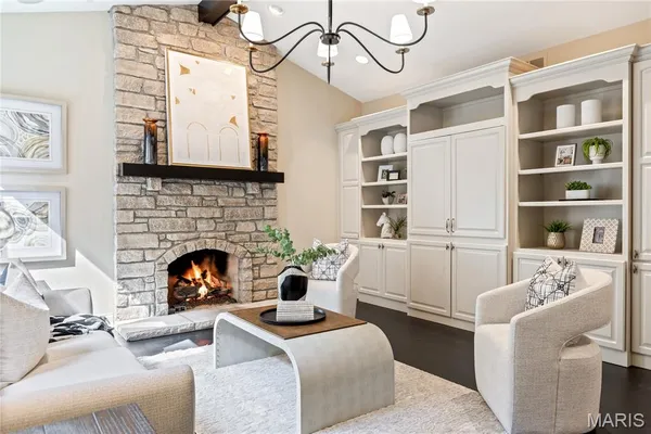 $3,389,000 | 29 Muirfield Lane, Town and Country, MO 63141