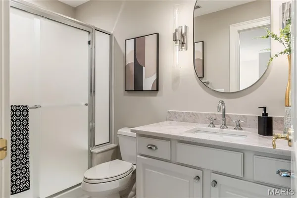 $3,389,000 | 29 Muirfield Lane, Town and Country, MO 63141