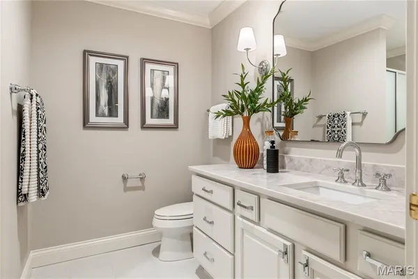 $3,389,000 | 29 Muirfield Lane, Town and Country, MO 63141