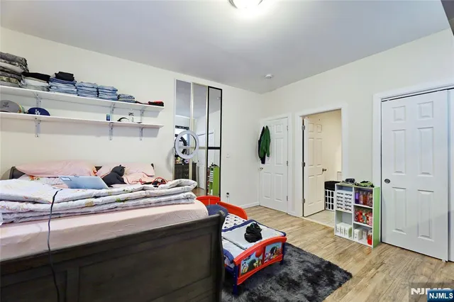 $975,000 | 351 Osborne Terrace, Newark, NJ 07112