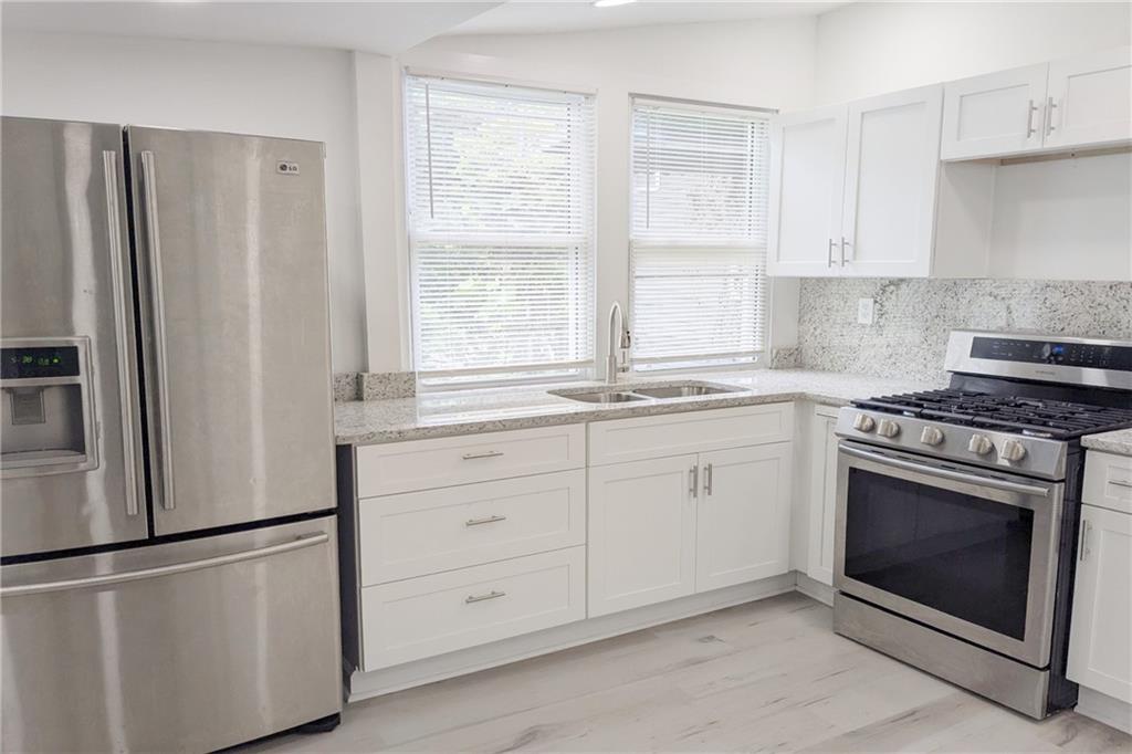 235 Dodd Avenue Southwest Atlanta, GA 30315 - Photo 5 of 17
