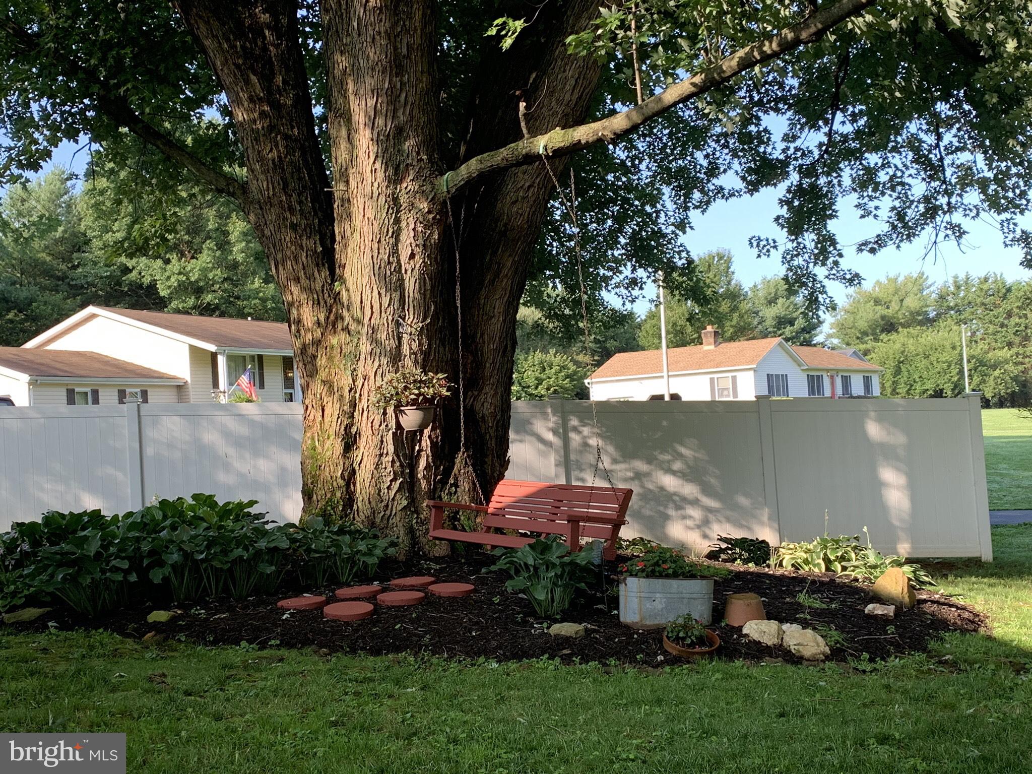 8819 Hawbottom Road Middletown, MD 21769 - Photo 8 of 31