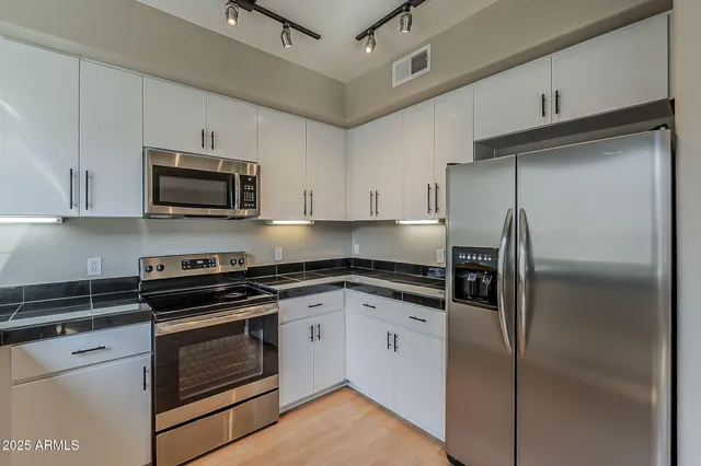 $374,900 | 615 East Portland Street, Unit 277, Phoenix, AZ 85004