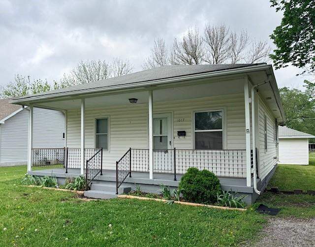 1017 East 14th Street Pittsburg, KS 66762 - Photo 2 of 19