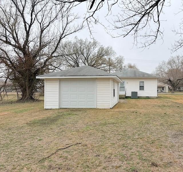 1017 East 14th Street Pittsburg, KS 66762 - Photo 3 of 19