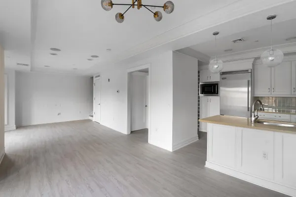 $5,500 | 34 Cambridge Way, Weehawken, NJ 07086