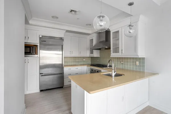 $5,500 | 34 Cambridge Way, Weehawken, NJ 07086