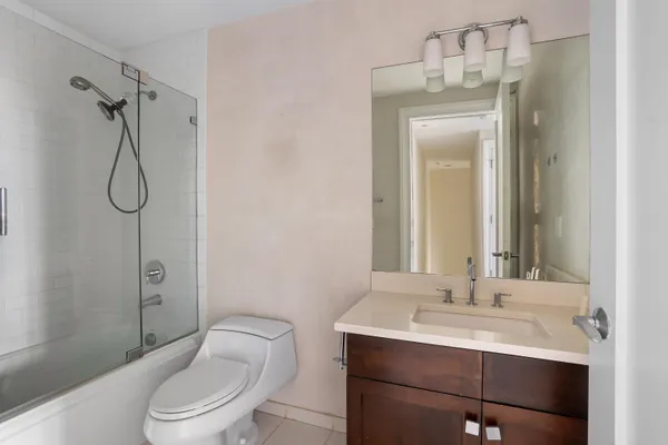 $5,500 | 34 Cambridge Way, Weehawken, NJ 07086