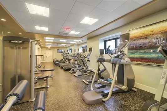 $5,500 | 34 Cambridge Way, Weehawken, NJ 07086