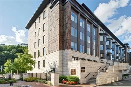 $5,500 | 34 Cambridge Way, Weehawken, NJ 07086