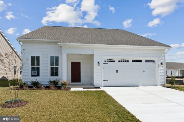 $449,990 | 318 Heritage Shores Circle, Bridgeville, DE 19933