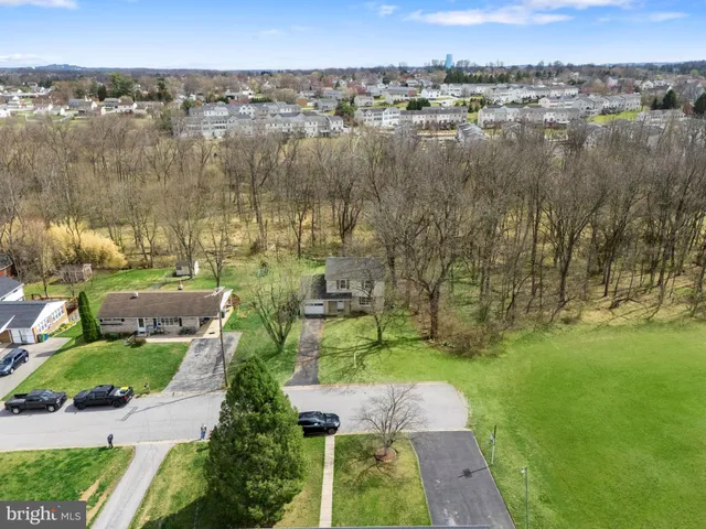 $244,900 | 2636 Sedgewick Avenue, Dover, PA 17315