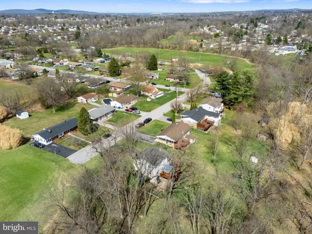 $244,900 | 2636 Sedgewick Avenue, Dover, PA 17315