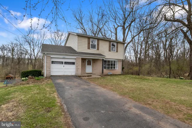 $244,900 | 2636 Sedgewick Avenue, Dover, PA 17315