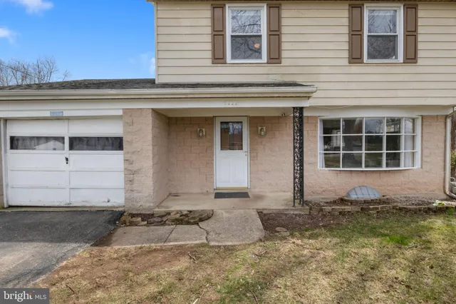 $244,900 | 2636 Sedgewick Avenue, Dover, PA 17315