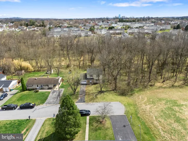 $244,900 | 2636 Sedgewick Avenue, Dover, PA 17315