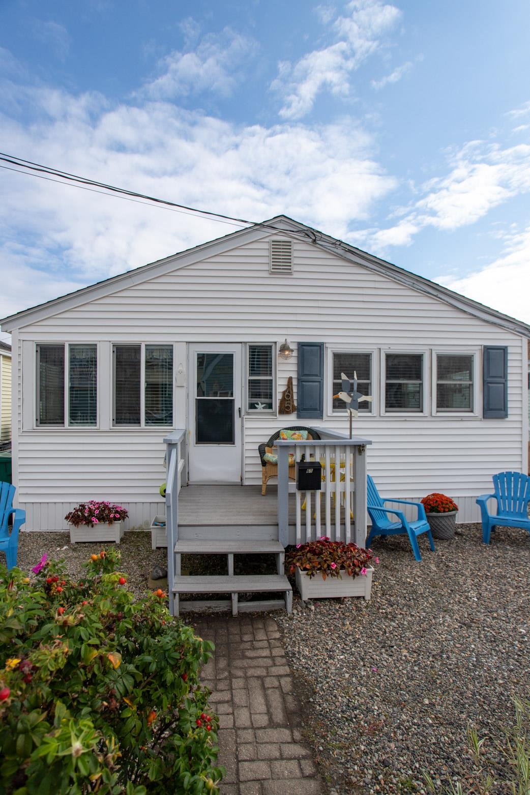 65 Brown Avenue Hampton, NH 03842 - Photo 11 of 19