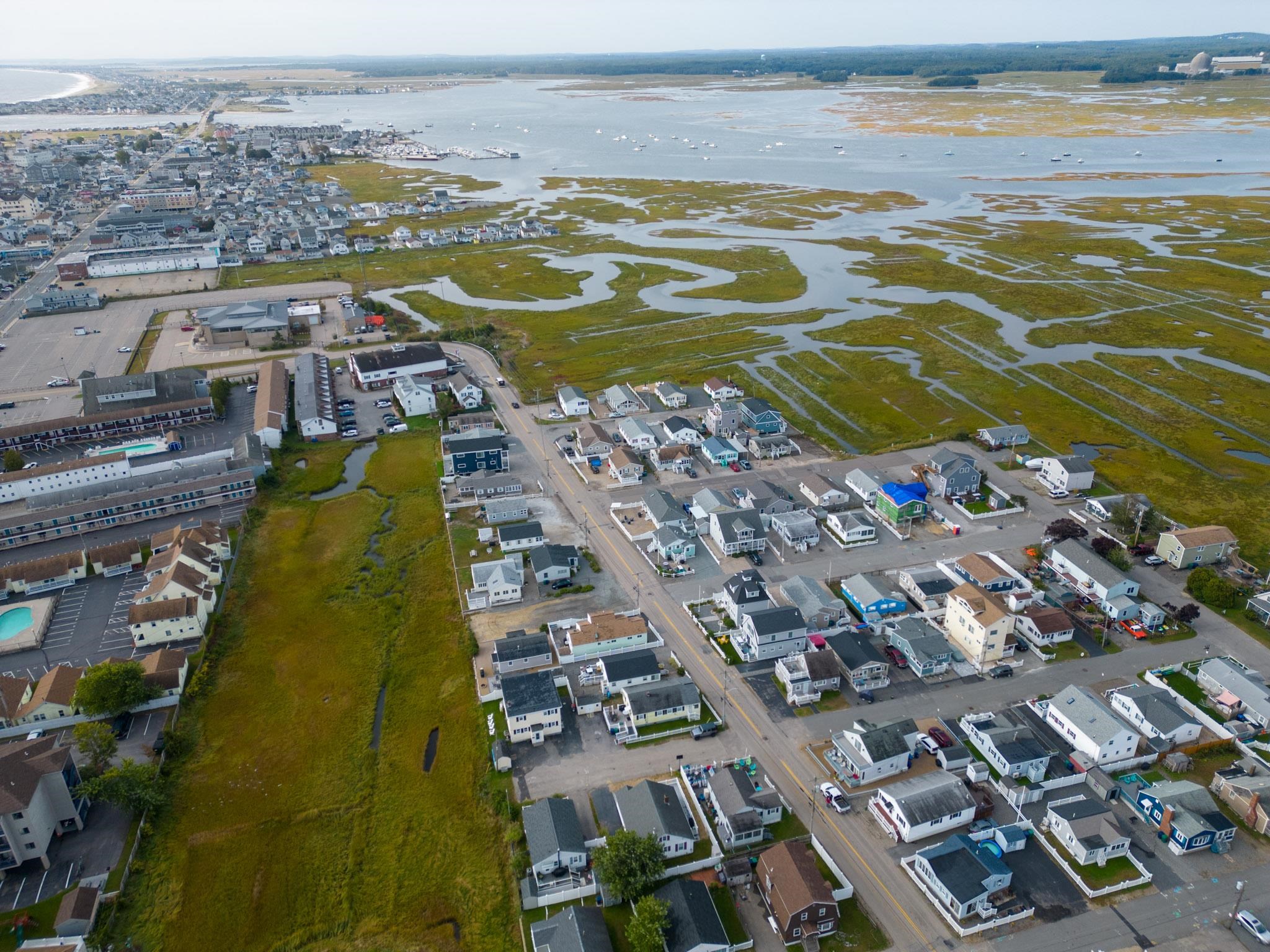 65 Brown Avenue Hampton, NH 03842 - Photo 9 of 19